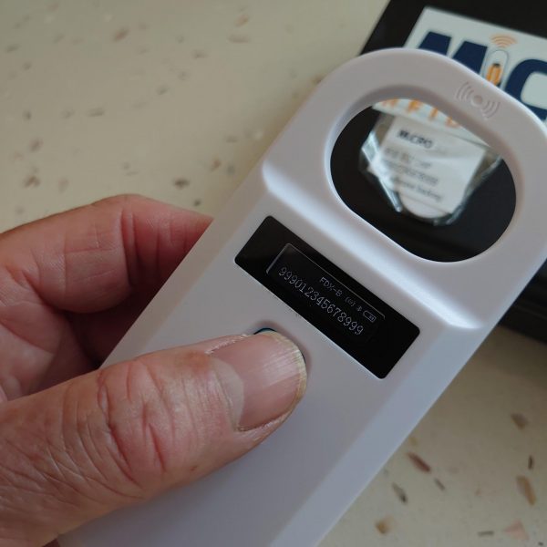 Pet Technology Store - Mikrochip Scanner Halo Für Haustiere MID06 (Nicht in Box) - 135mm Durchmesser X 33mm, Schwarz in Trageetui